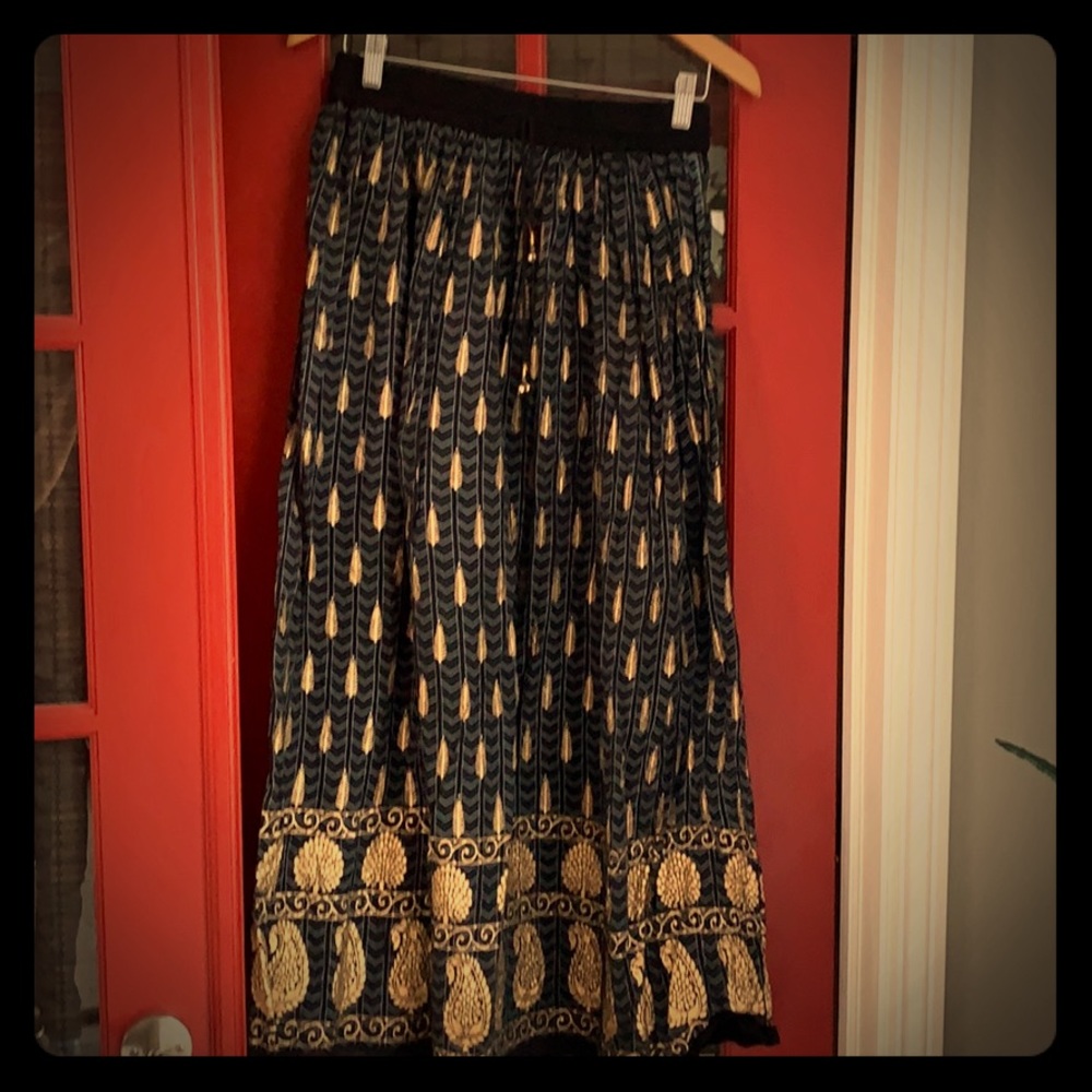 NWOT maxi broomstick skirt